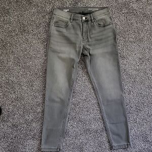 MUGSY 32 x 32 Beans Tapered Men's Jeans Brand New!